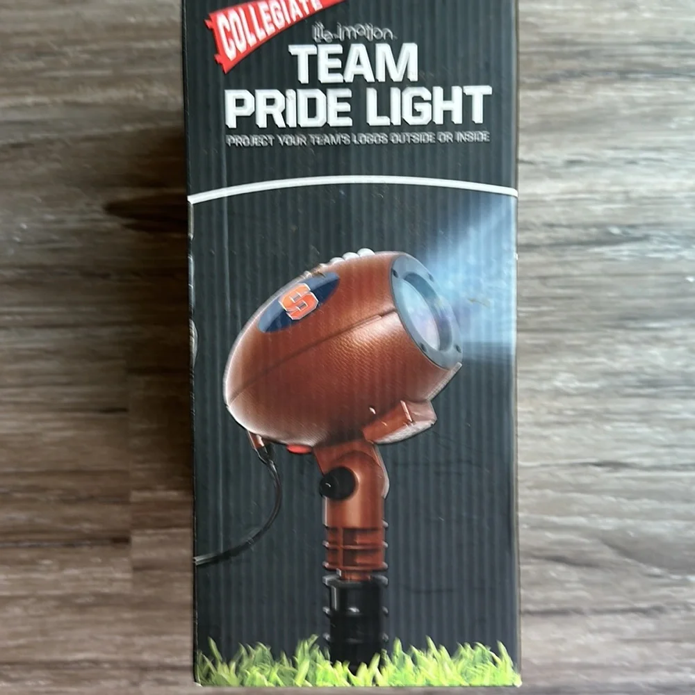 Light projector Syracuse football team
